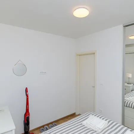Sunny Dream Apartment